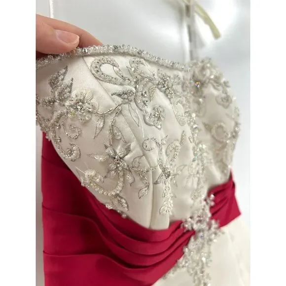 NWT ALFRED ANGELO White Red Satin Beaded Strapless Zip Back Wedding Dress  Size 6